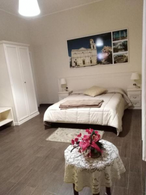  DomuS al Corso con servizio B&B  Каноса-Ди-Пулья